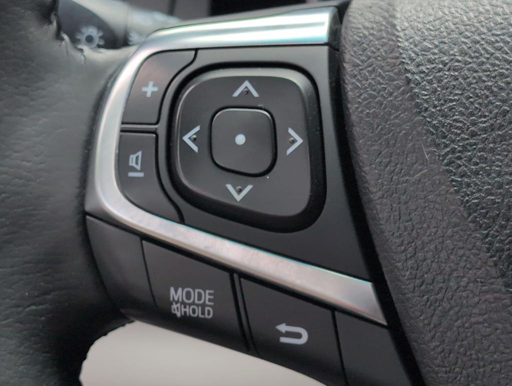 Thumbnail: 2016 Toyota Camry - 29