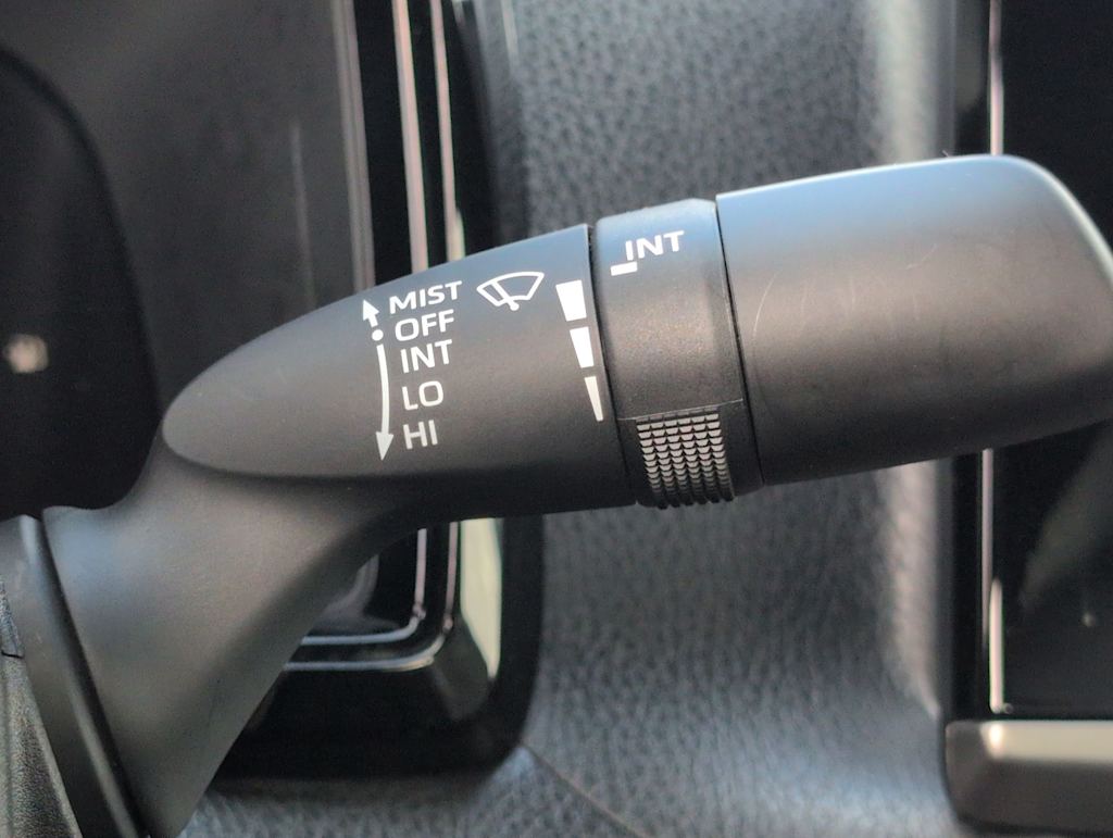 Thumbnail: 2025 Toyota Camry - 15