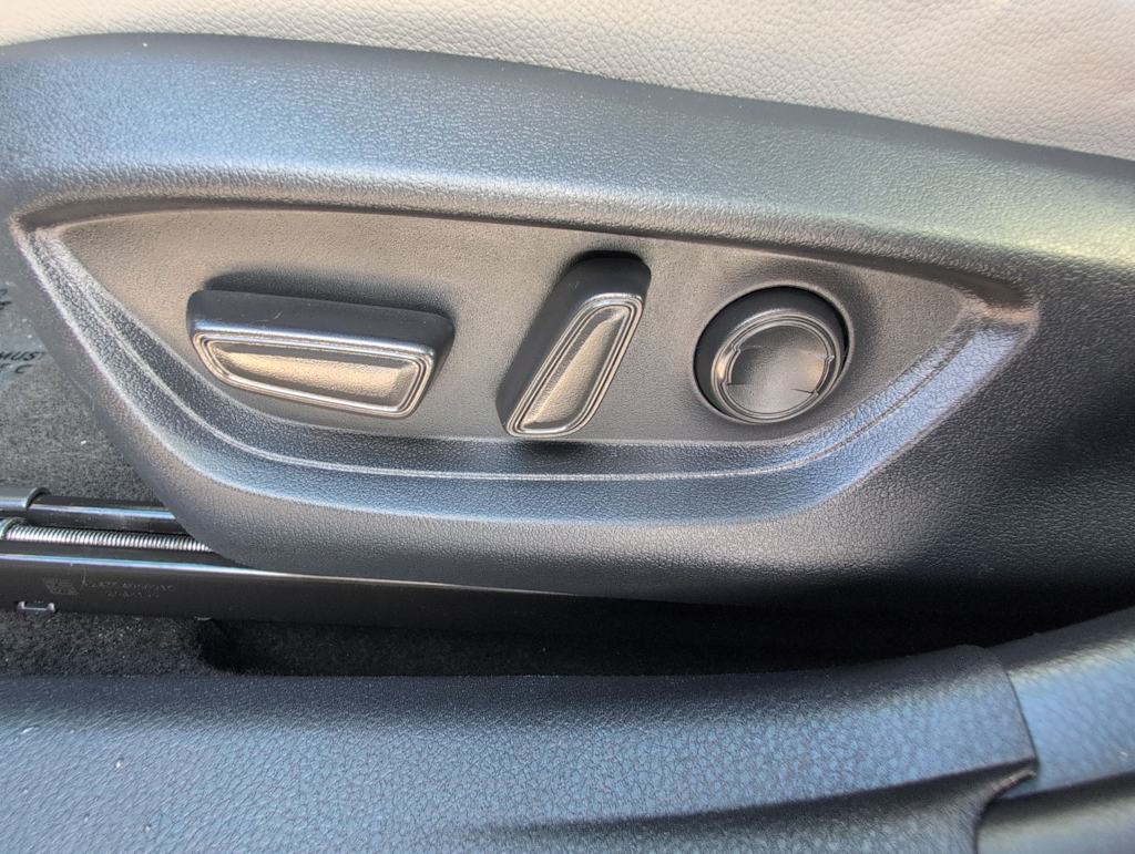 Thumbnail: 2025 Toyota Camry - 26