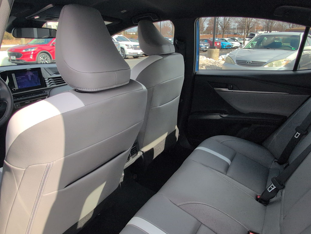 Thumbnail: 2025 Toyota Camry - 12