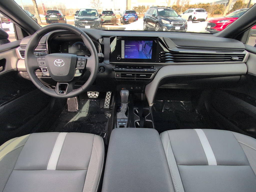 Thumbnail: 2025 Toyota Camry - 9