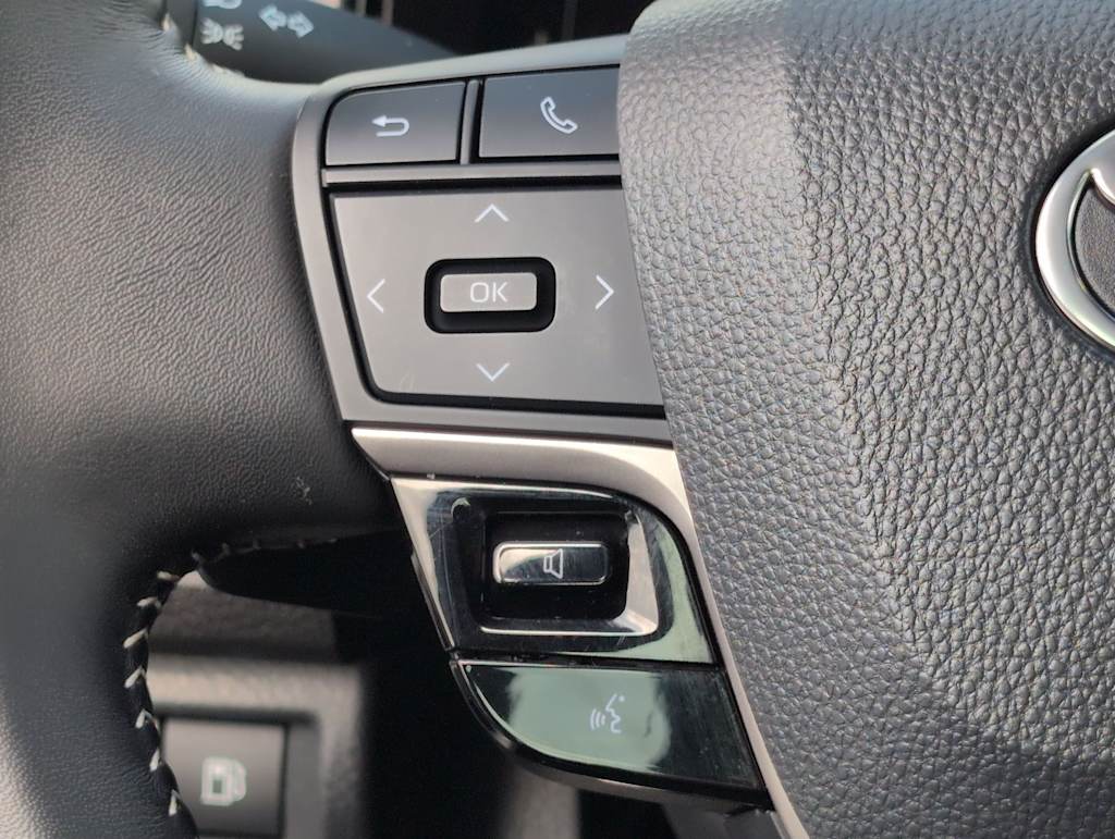 Thumbnail: 2025 Toyota Camry - 29