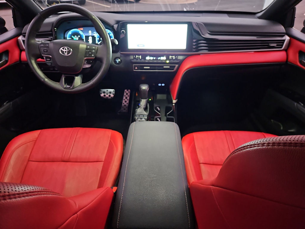 Thumbnail: 2025 Toyota Camry - 10