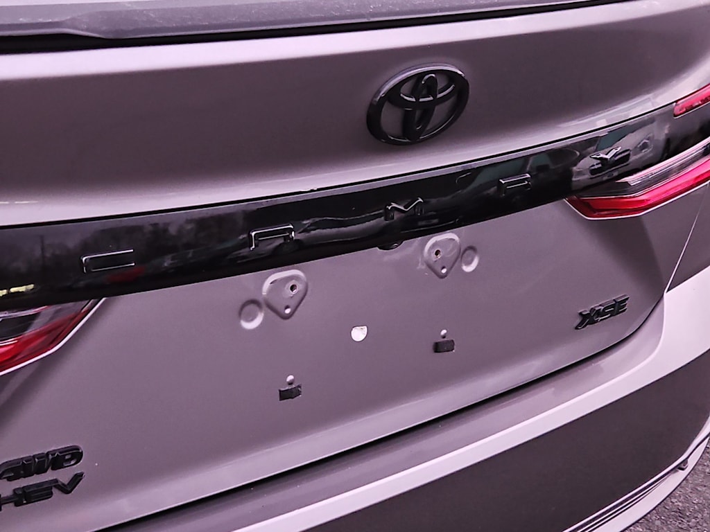 Thumbnail: 2025 Toyota Camry - 24