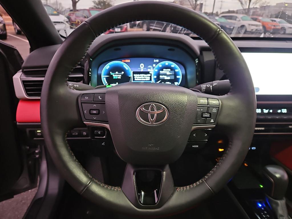 Thumbnail: 2025 Toyota Camry - 14