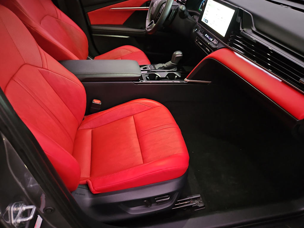 Thumbnail: 2025 Toyota Camry - 12