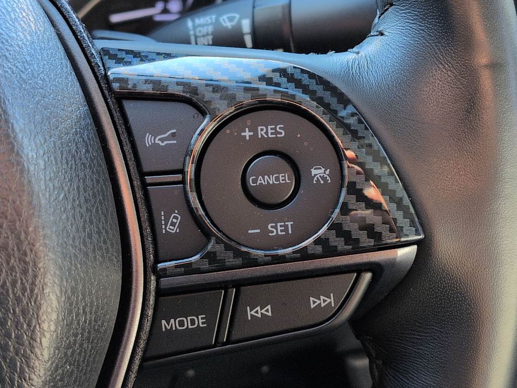 Thumbnail: 2022 Toyota Camry - 30