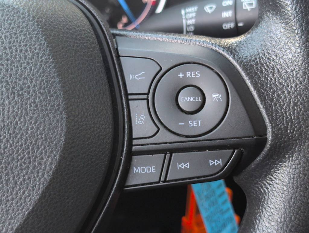 Thumbnail: 2024 Toyota RAV4 - 28
