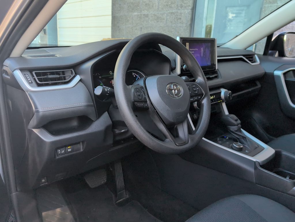 Thumbnail: 2024 Toyota RAV4 - 2