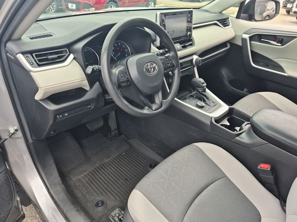 Thumbnail: 2021 Toyota RAV4 - 2
