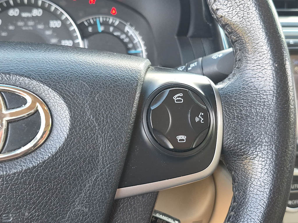 Thumbnail: 2014 Toyota Camry - 27