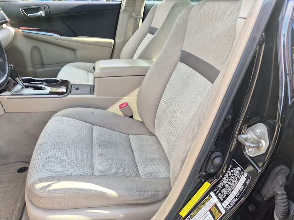 Thumbnail: 2014 Toyota Camry - 9