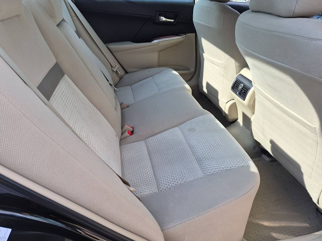 Thumbnail: 2014 Toyota Camry - 25