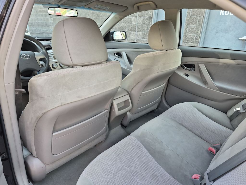 Thumbnail: 2011 Toyota Camry - 11
