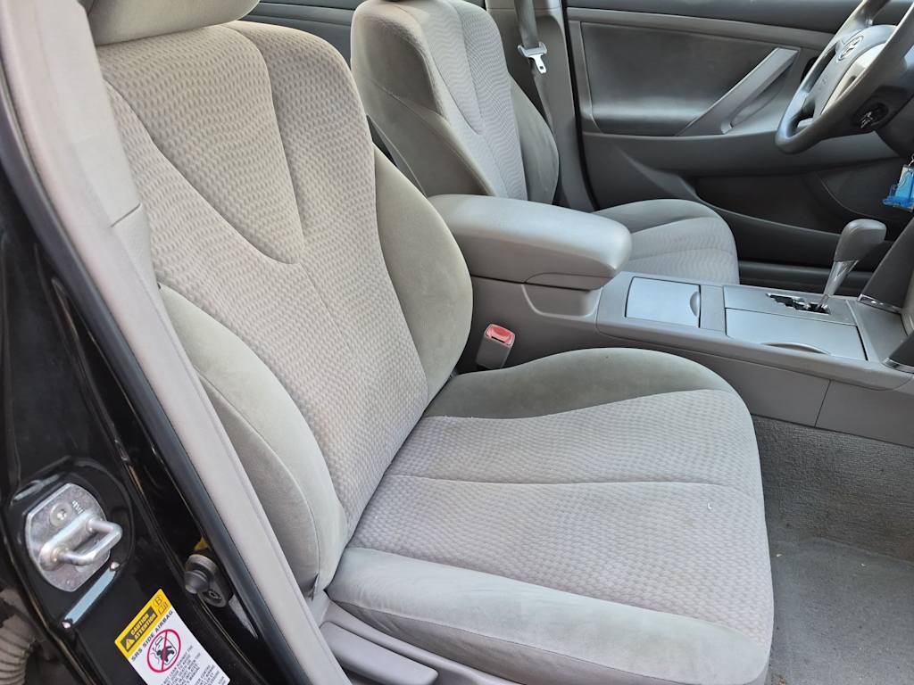 Thumbnail: 2011 Toyota Camry - 10