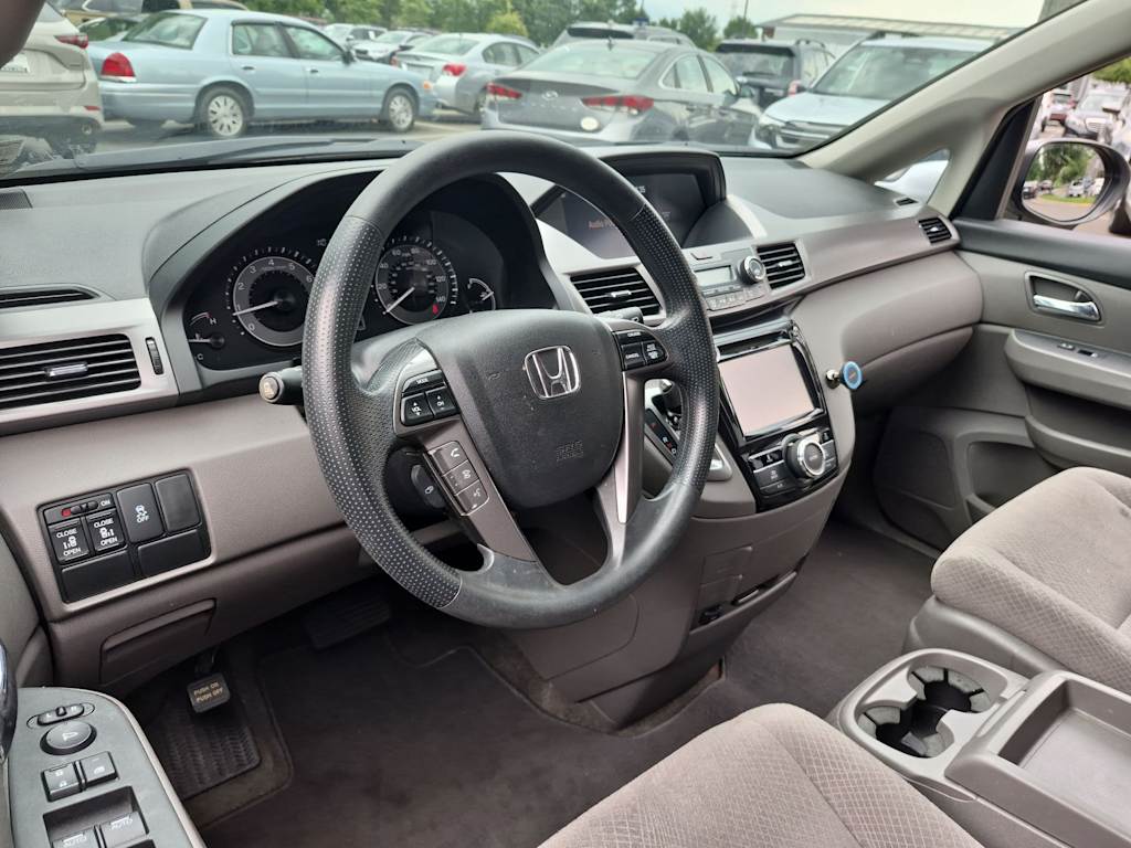 Thumbnail: 2015 Honda Odyssey - 2