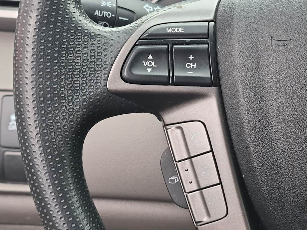 Thumbnail: 2015 Honda Odyssey - 26
