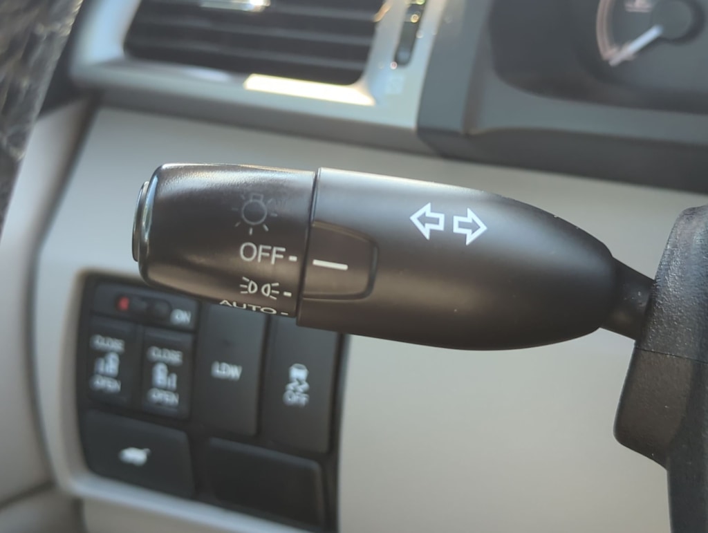 Thumbnail: 2016 Honda Odyssey - 32