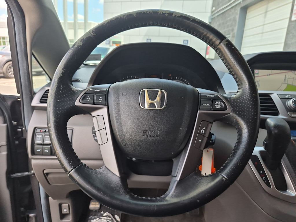 Thumbnail: 2011 Honda Odyssey - 13