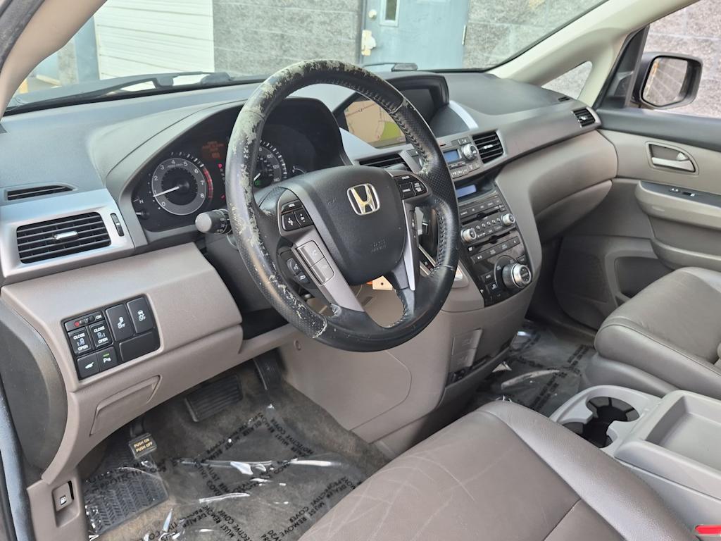 Thumbnail: 2011 Honda Odyssey - 2