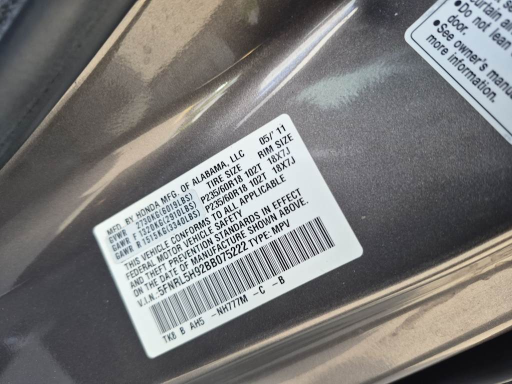 Thumbnail: 2011 Honda Odyssey - 16