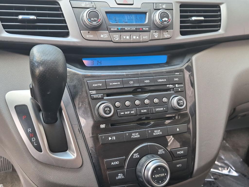 Thumbnail: 2011 Honda Odyssey - 14