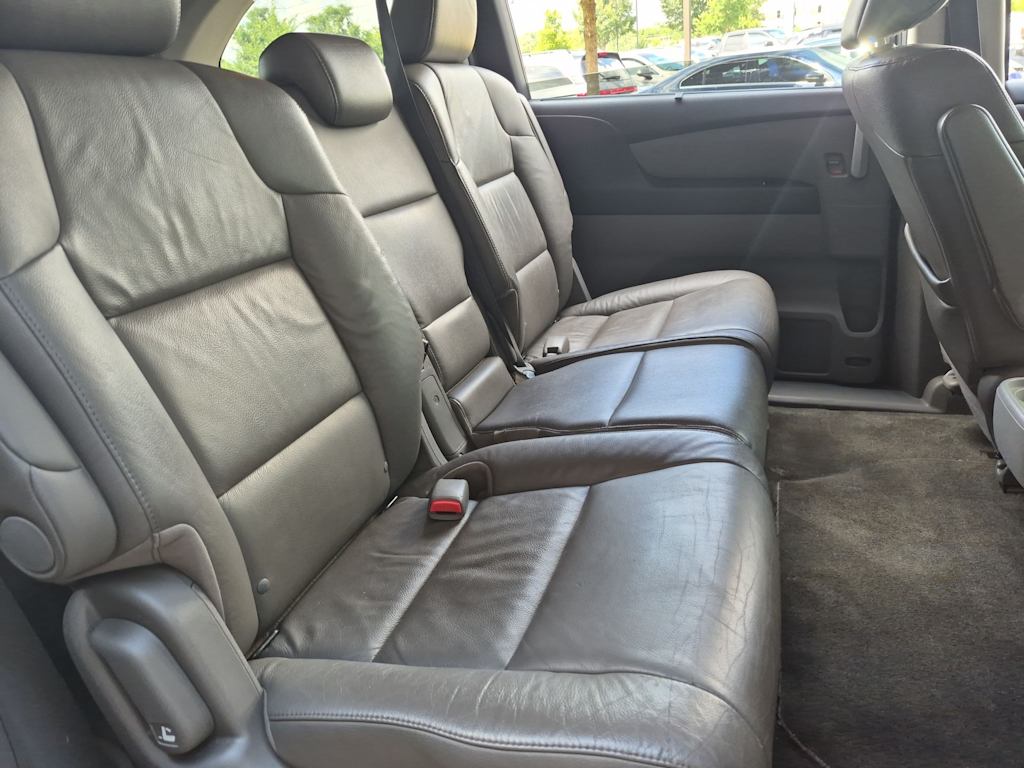 Thumbnail: 2011 Honda Odyssey - 26