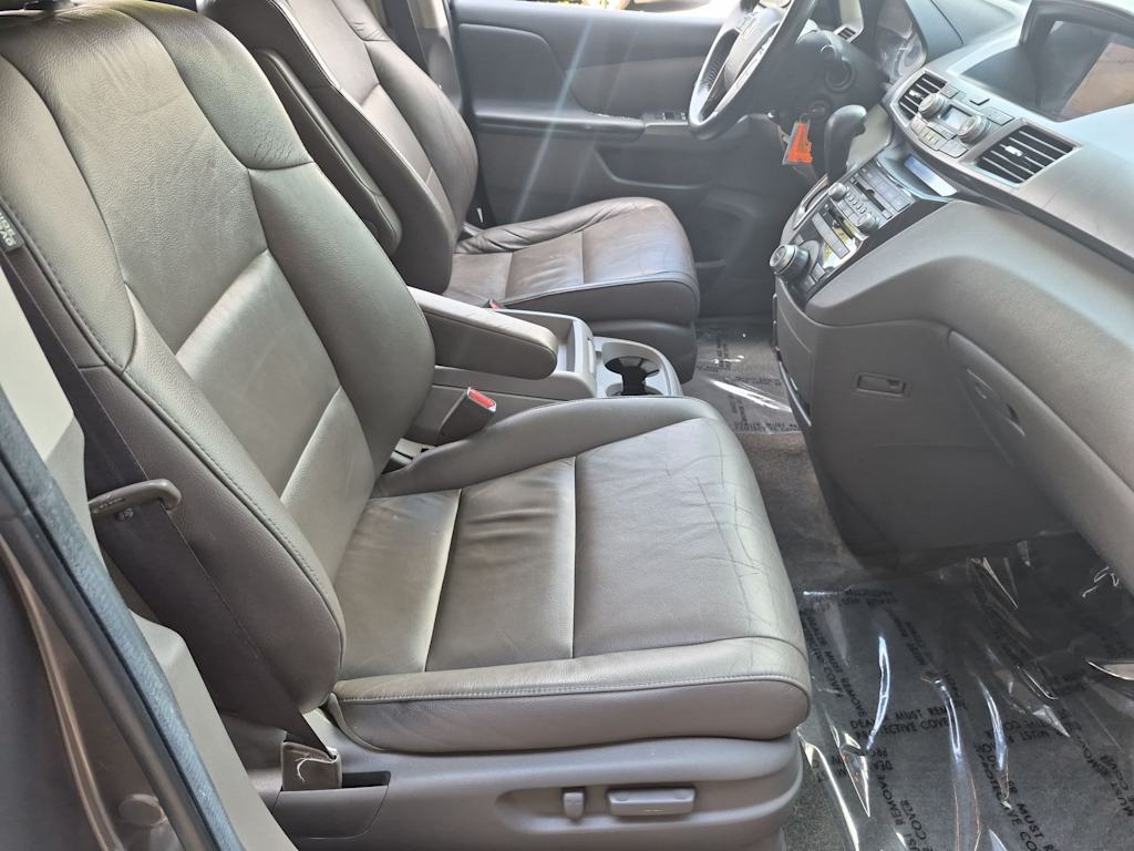 Thumbnail: 2011 Honda Odyssey - 11