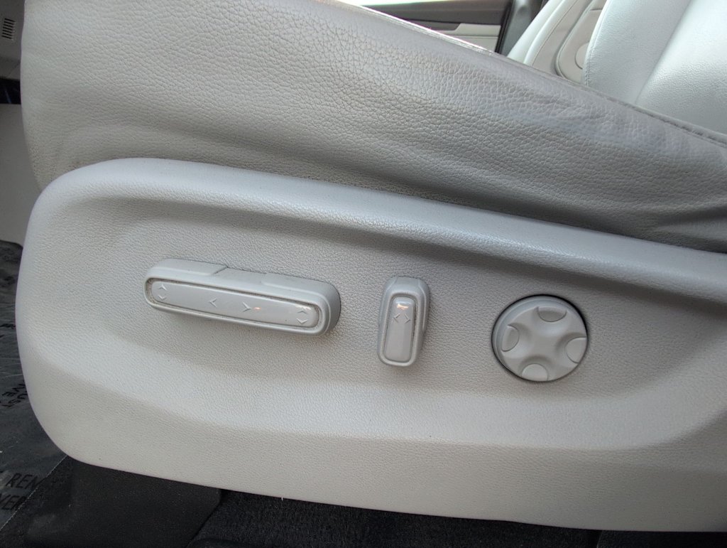 Thumbnail: 2019 Honda Odyssey - 27