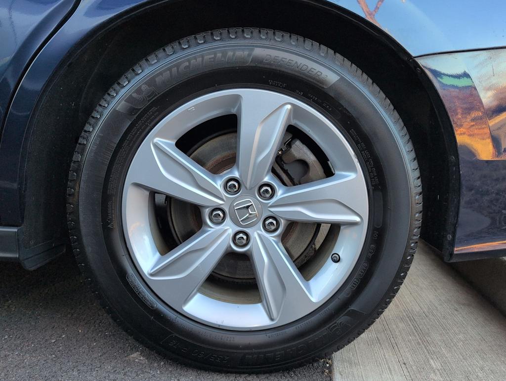 Thumbnail: 2019 Honda Odyssey - 8