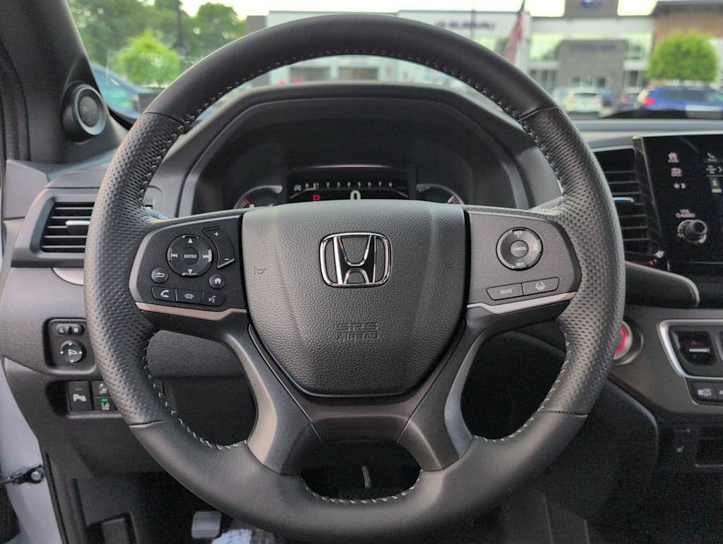 Thumbnail: 2025 Honda Passport - 13