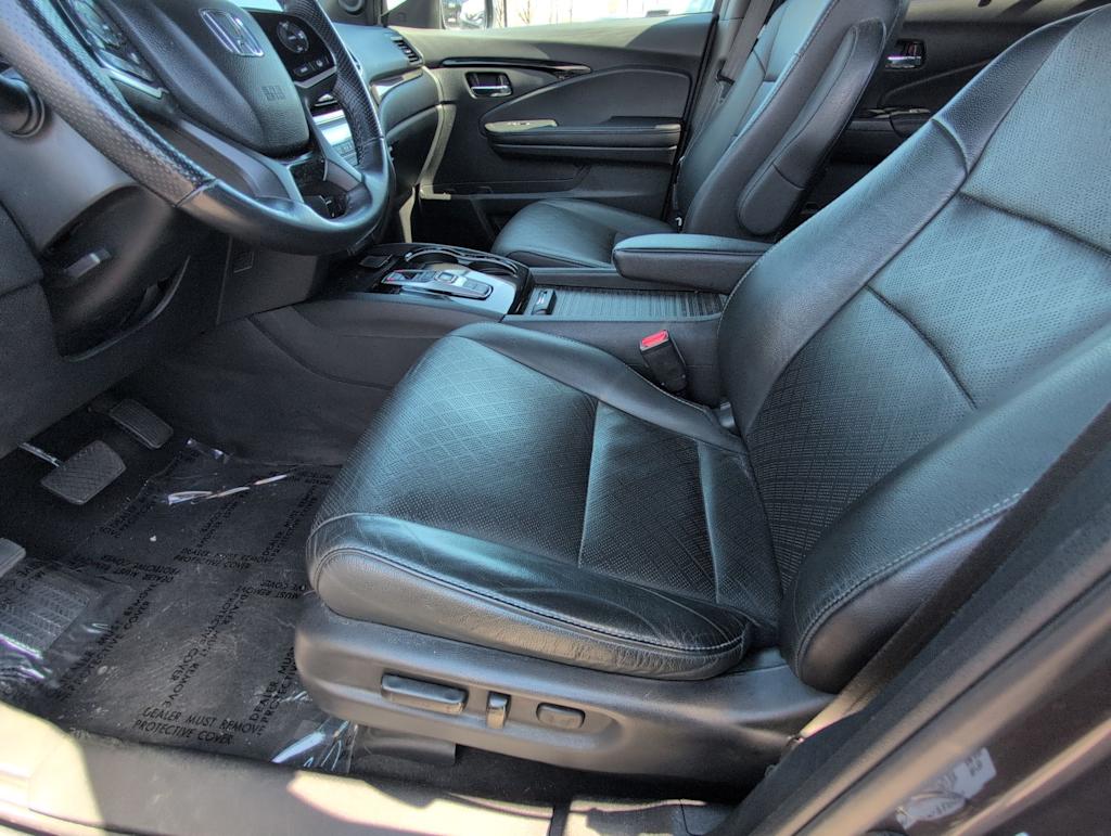 Thumbnail: 2020 Honda Passport - 10