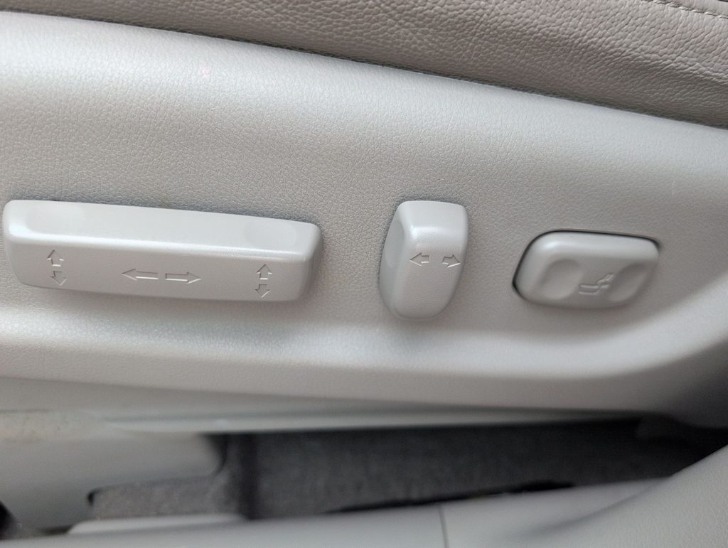 Thumbnail: 2012 Honda CR-V - 26