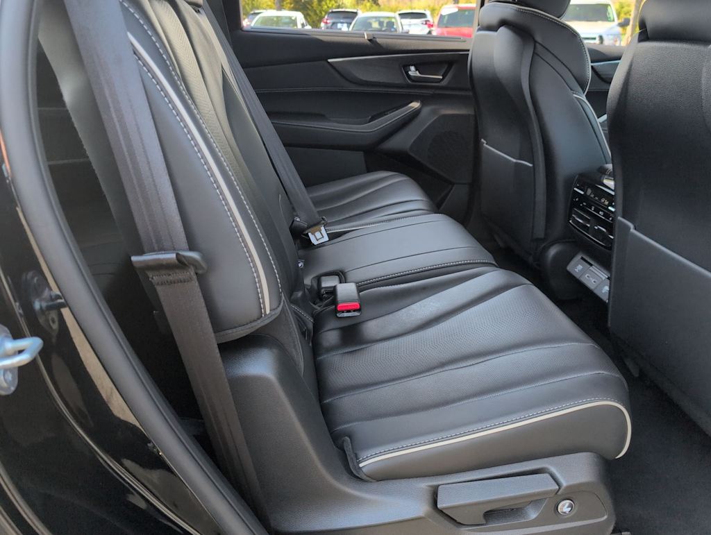 Thumbnail: 2023 Acura MDX - 28