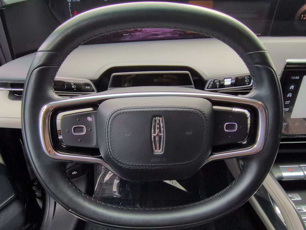 Thumbnail: 2024 Lincoln Nautilus - 9