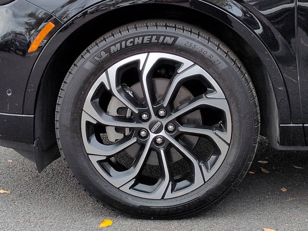 Thumbnail: 2024 Lincoln Nautilus - 7