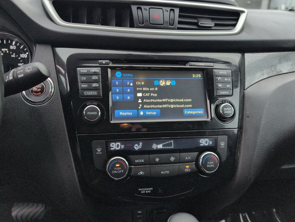 Thumbnail: 2015 Nissan Rogue - 15