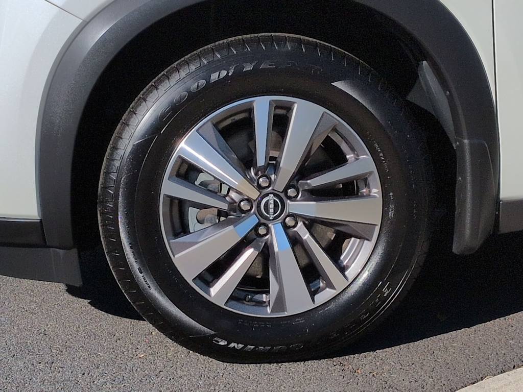 Thumbnail: 2022 Nissan Pathfinder - 8