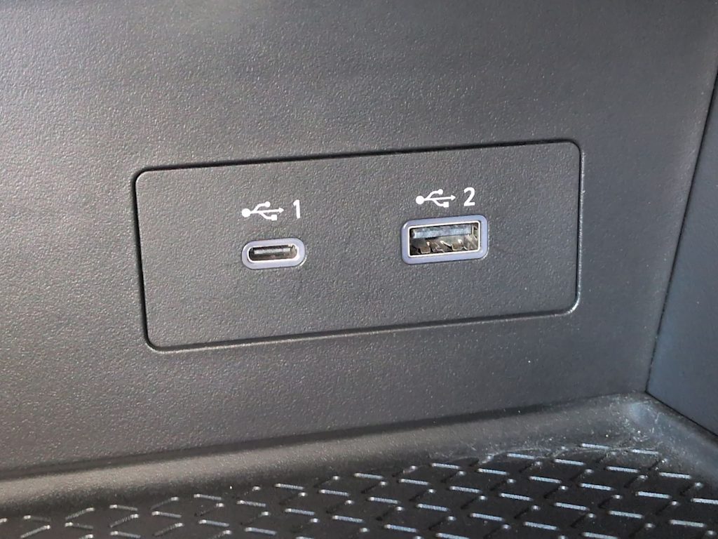 Thumbnail: 2022 Nissan Pathfinder - 36