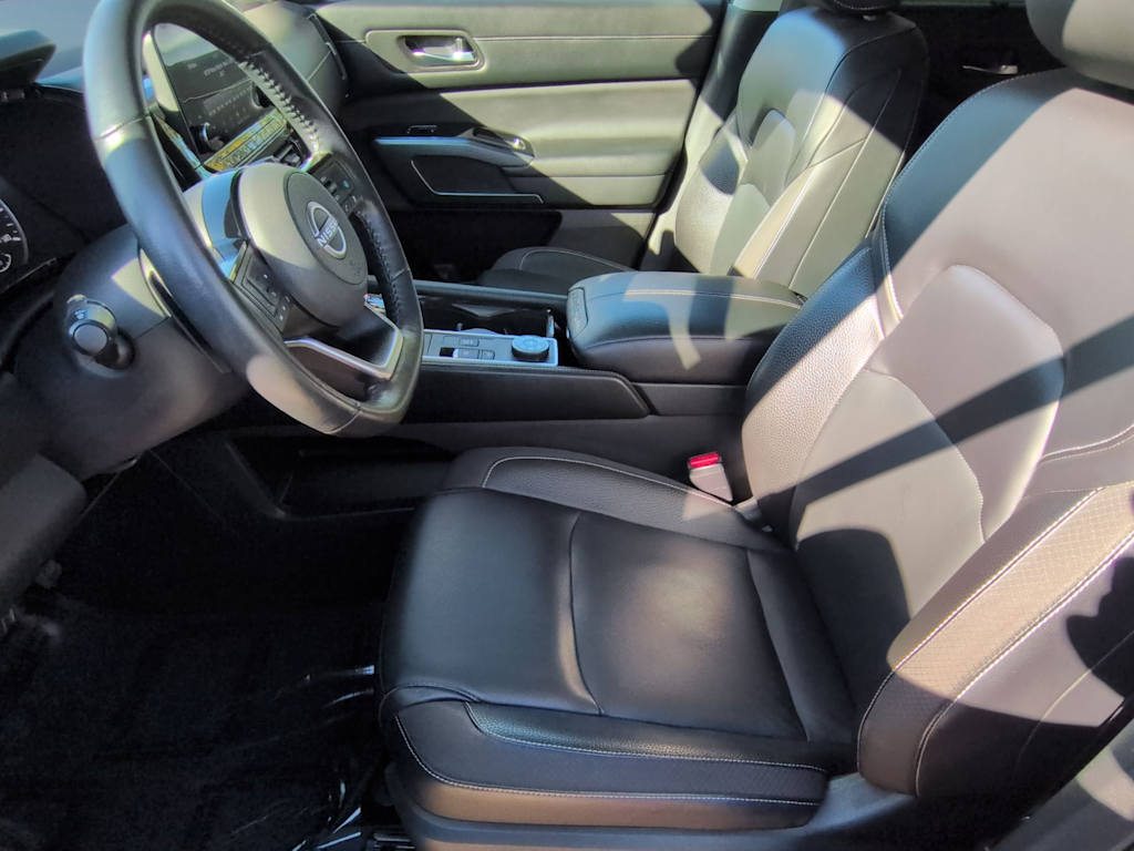 Thumbnail: 2022 Nissan Pathfinder - 11