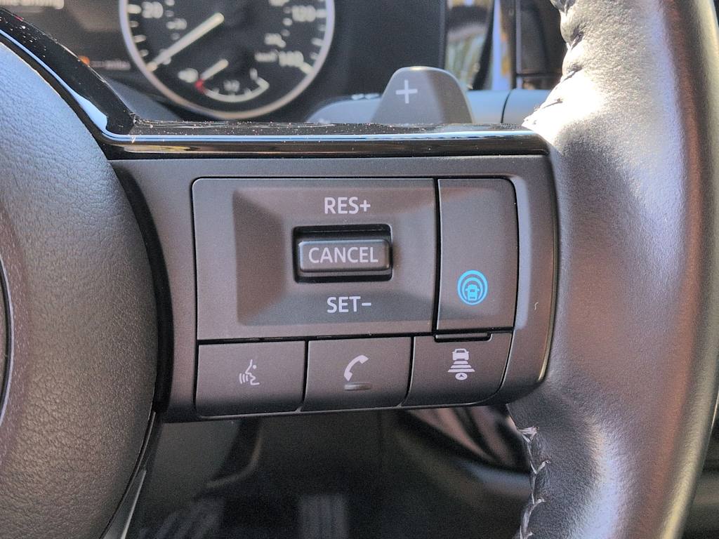 Thumbnail: 2022 Nissan Pathfinder - 31