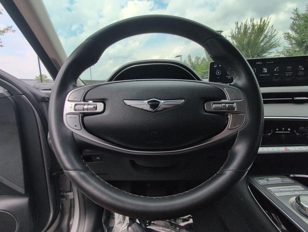 Thumbnail: 2025 Genesis GV70 - 13