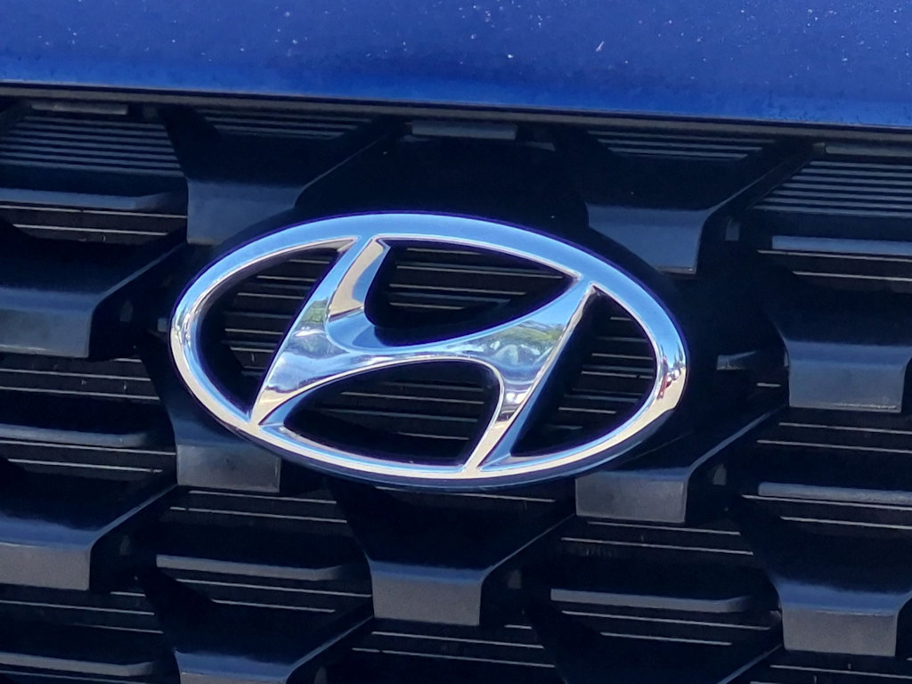Thumbnail: 2023 Hyundai Santa Fe - 22