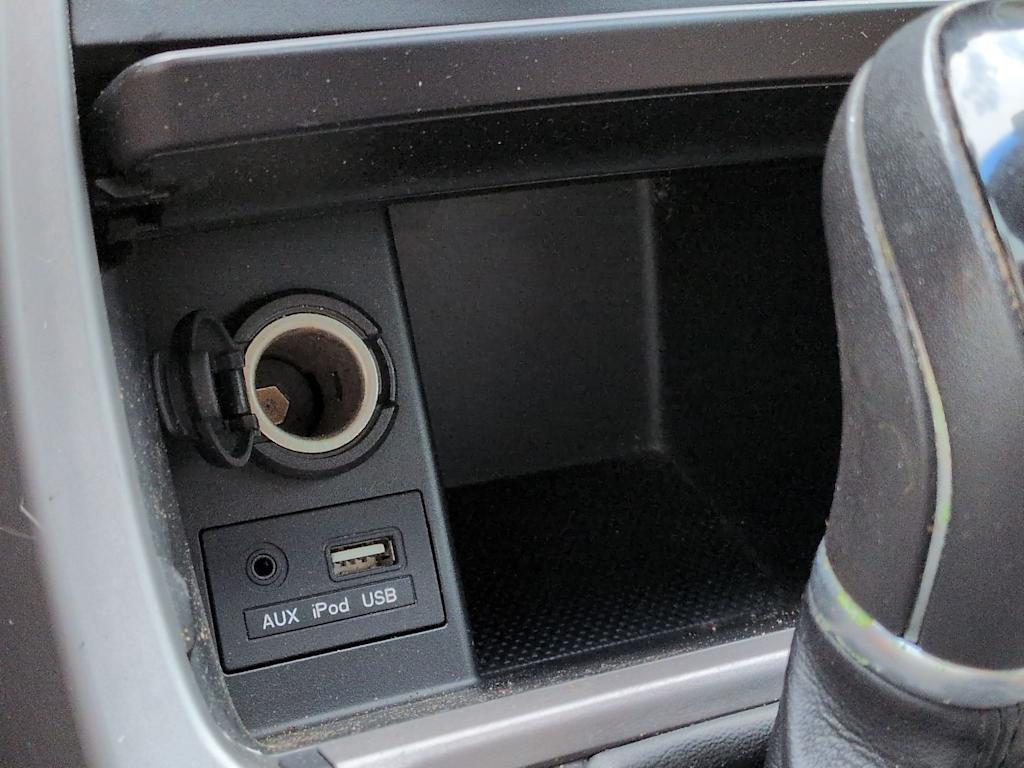 Thumbnail: 2015 Hyundai Elantra - 35