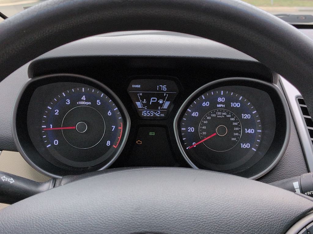 Thumbnail: 2015 Hyundai Elantra - 17