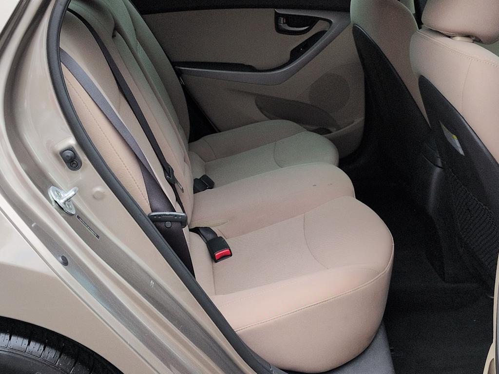 Thumbnail: 2015 Hyundai Elantra - 29