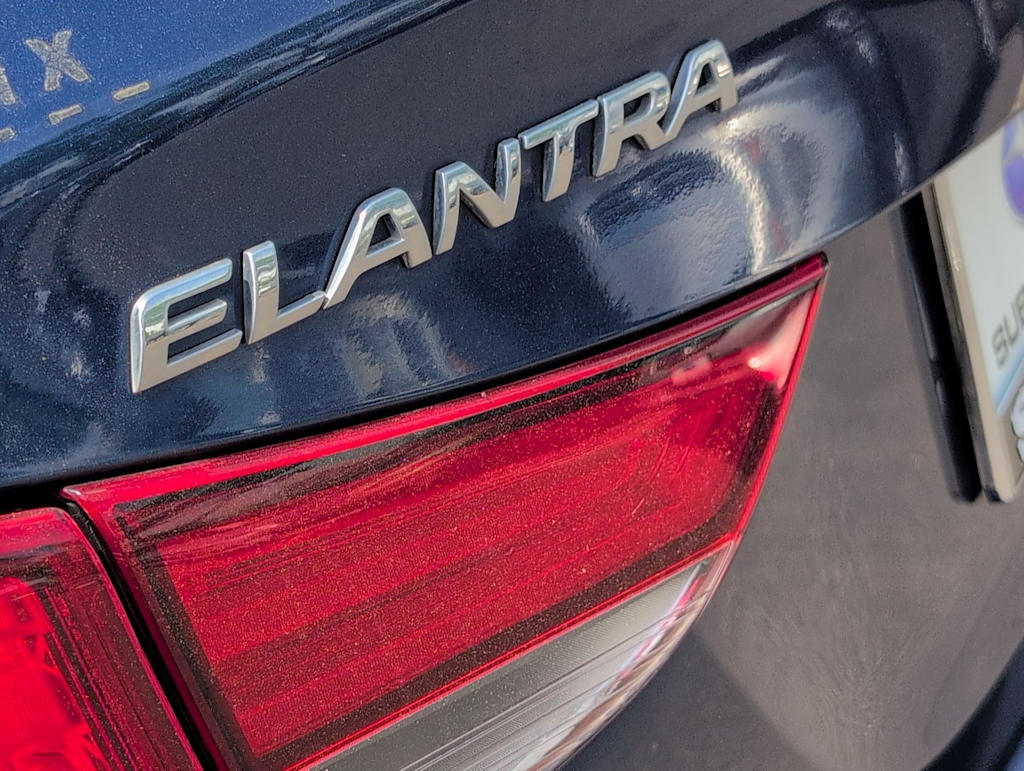 Thumbnail: 2016 Hyundai Elantra - 24