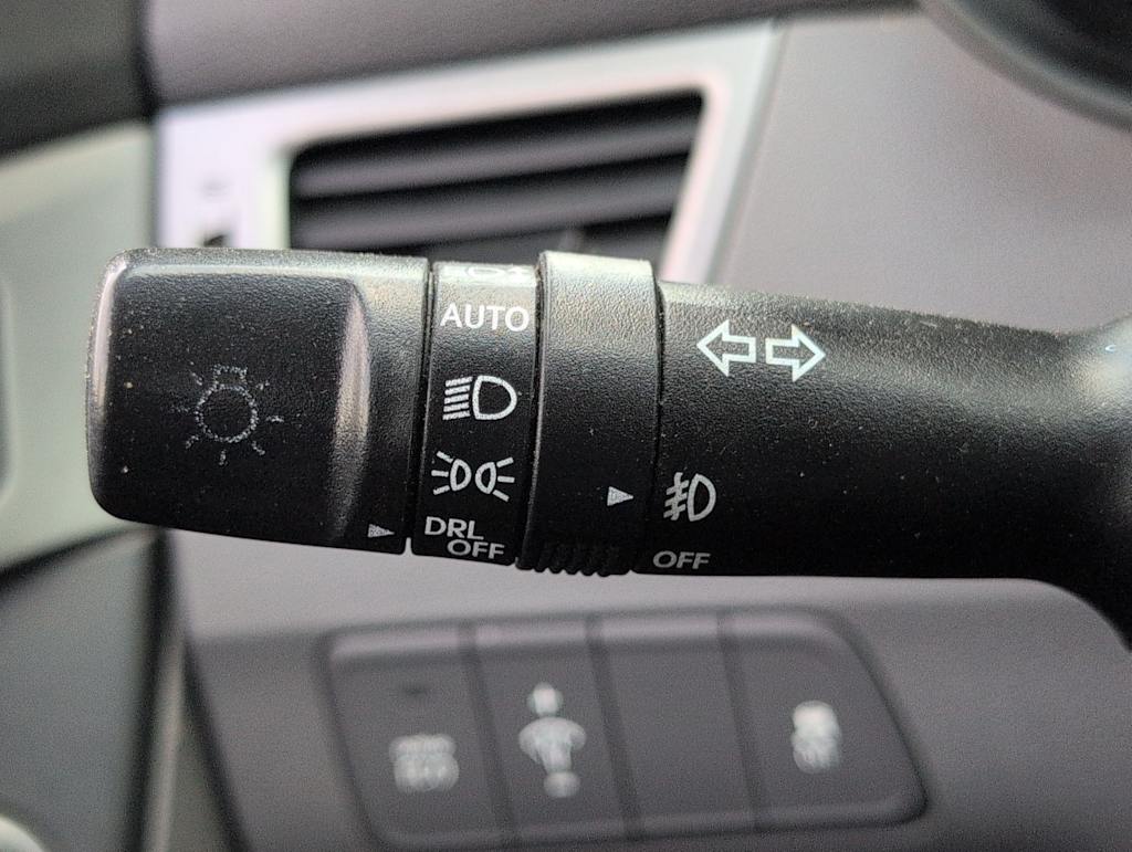 Thumbnail: 2016 Hyundai Elantra - 29