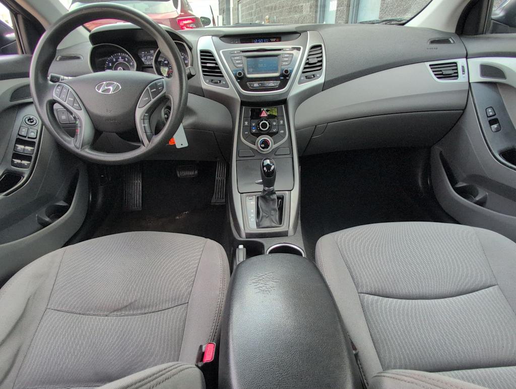 Thumbnail: 2016 Hyundai Elantra - 9
