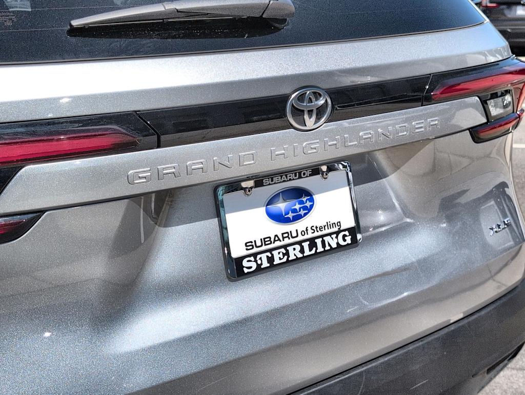 Thumbnail: 2025 Toyota Grand Highlander - 25